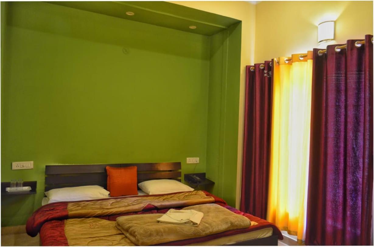 Shivalik River Retreat Almora Exterior photo