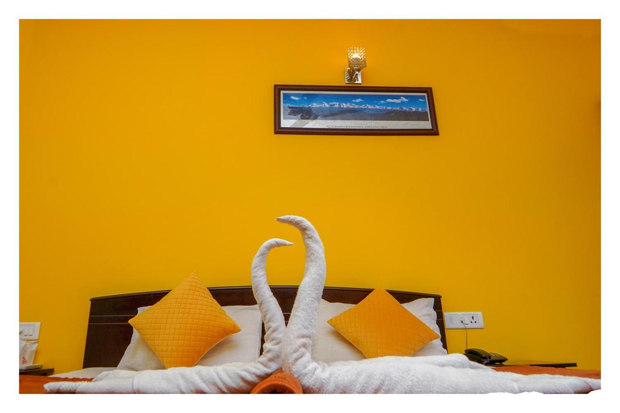 Shivalik River Retreat Almora Exterior photo