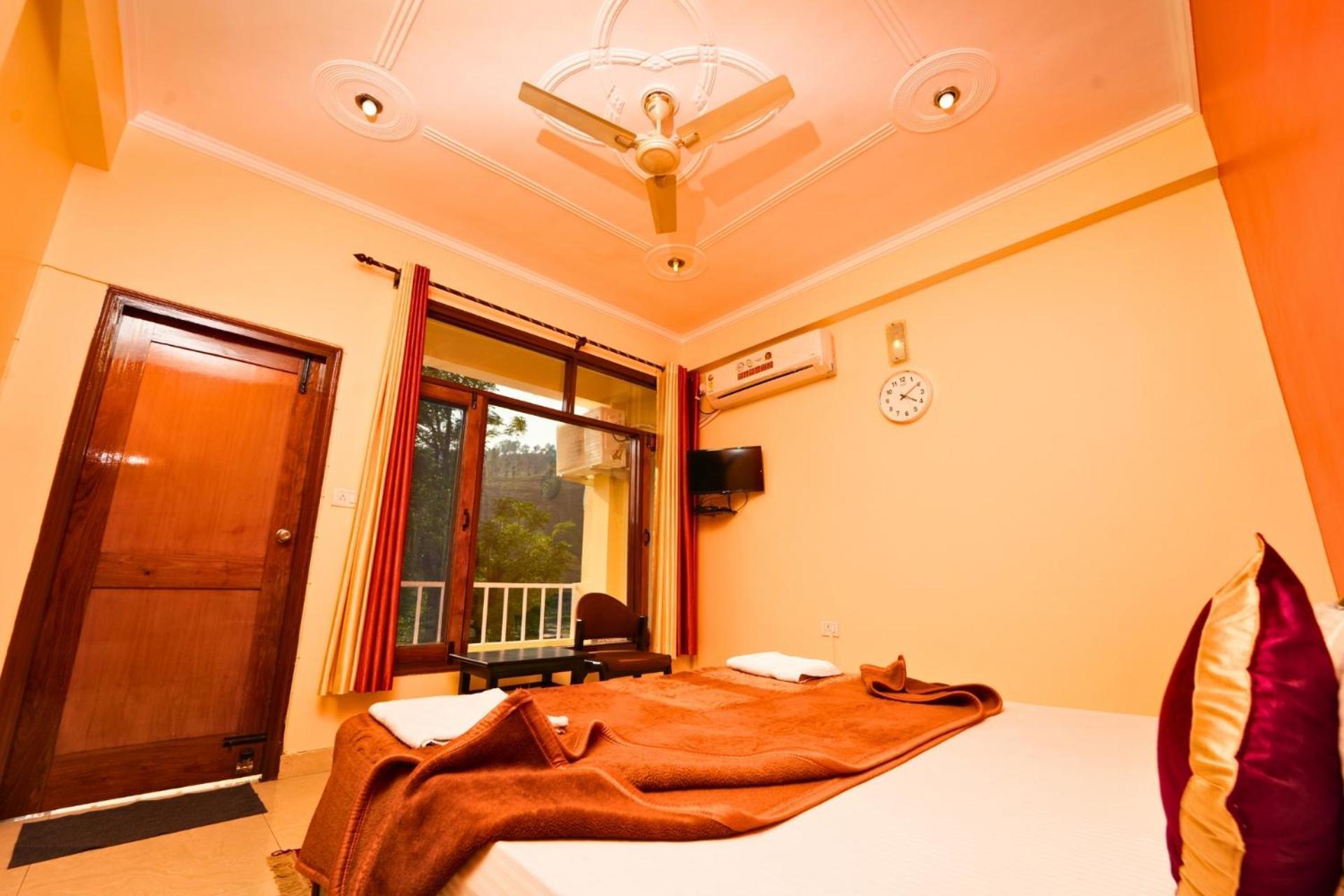 Shivalik River Retreat Almora Exterior photo
