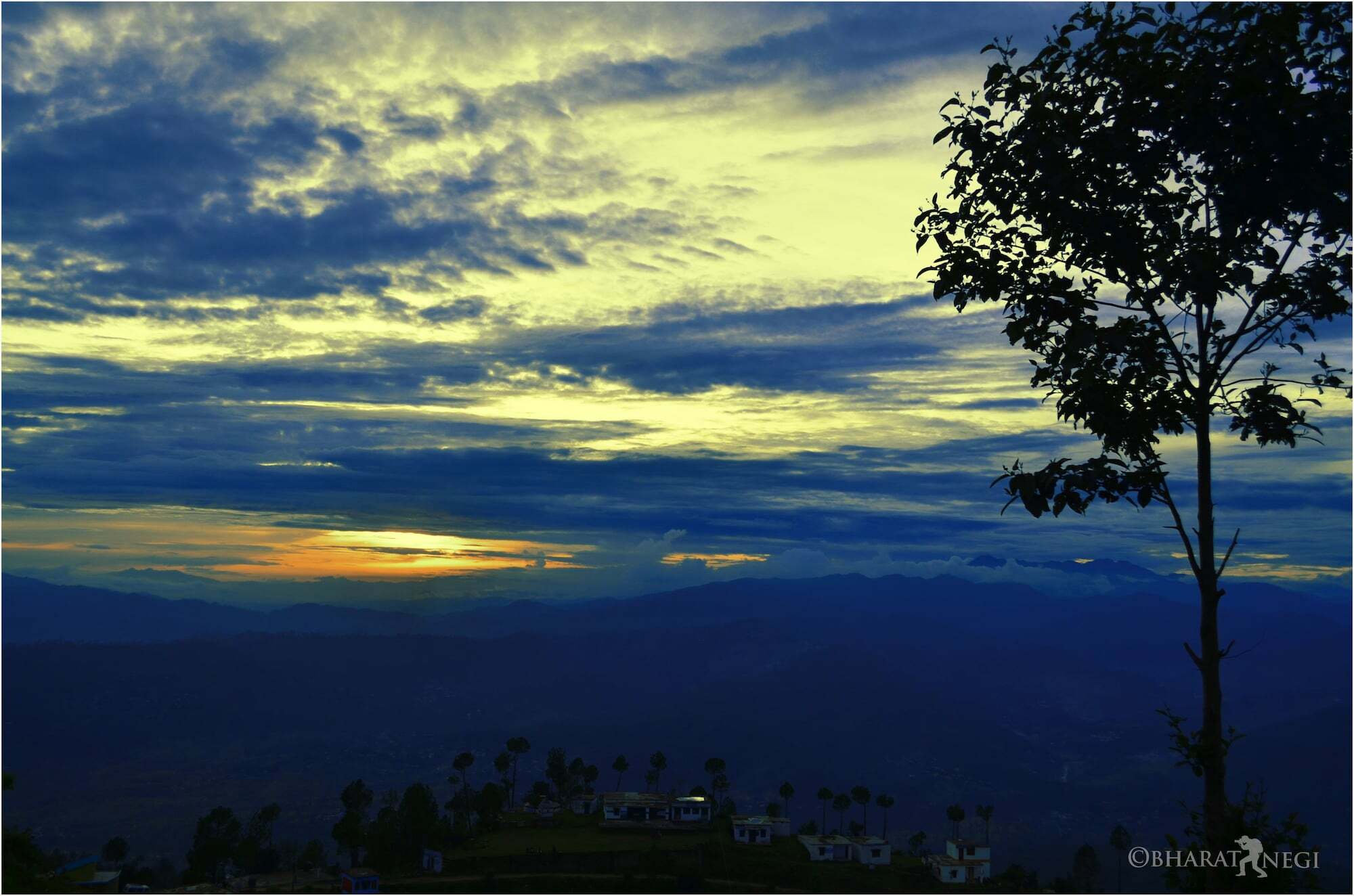 Shivalik River Retreat Hotel Almora Exterior photo